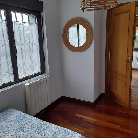 Casa Los Bufones De Pria *